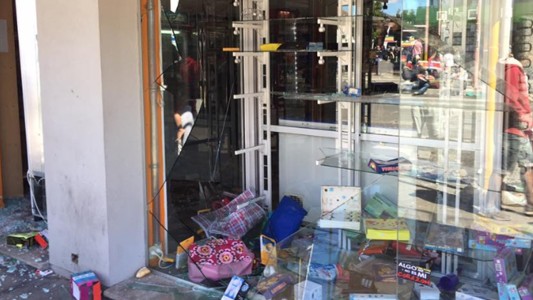 Dos detenidos por saqueos a comercios en Olavarría, tras el recital del Indio