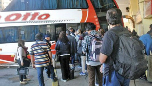 Viajaron más de seis horas en micro con el cadáver del chofer