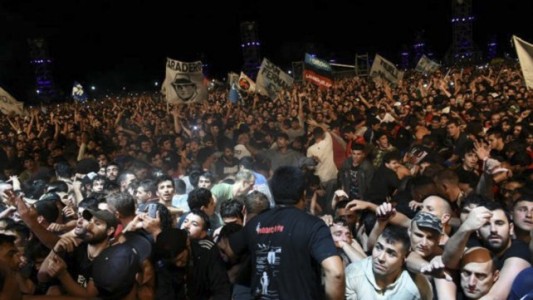 Otro video que muestra la avalancha de la tragedia en el recital del Indio Solari