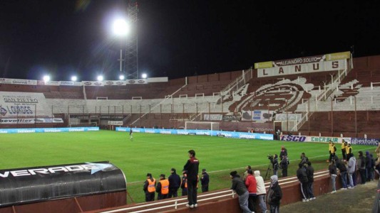 Lanús-River: prohíben colocar banderas en el alambrado para evirar avalanchas
