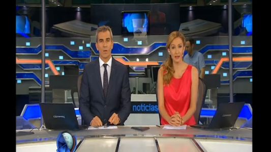 Telefe Noticias a las 12 / Bloque 1 / 21/03/2017