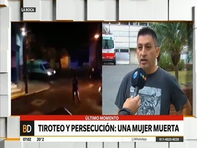 Una mujer murió y otra fue herida al quedar en medio de un tiroteo de policías y ladrones