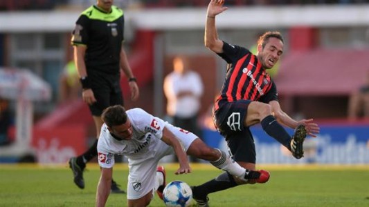 San Lorenzo goleó a Quilmes y alcanzó a Boca