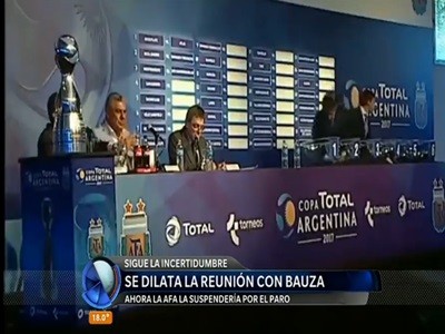 Se sigue dilatando la reunión de Bauza con "Chiqui" Tapia