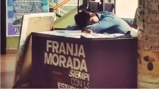 Carta para responder las burlas por una foto viral: "Me levanto todos los días muy temprano para ir a cursar y militar"