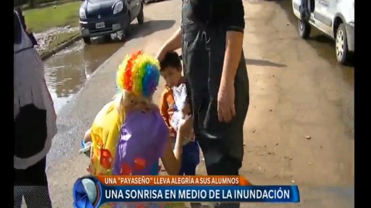 La "Payaseño" y su objetivo en la inundación: "Sacar a los chicos un rato de la tristeza"