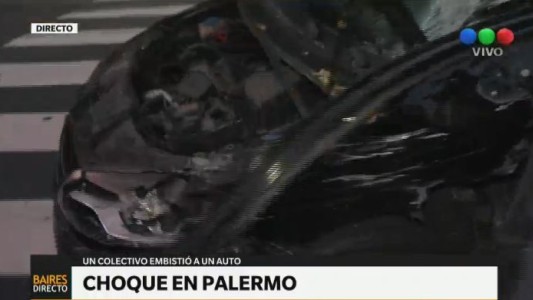 Choque entre un colectivo y un auto en Palermo: dos heridos