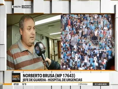 El estado de salud del hincha arrojado desde la tribuna sigue siendo "crítico"