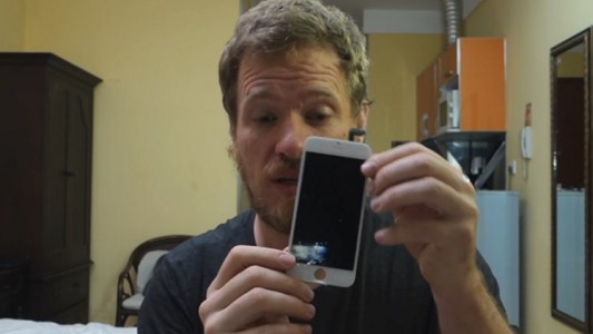 Extrabajador de Google construye un iPhone a mitad de precio usando repuestos chinos