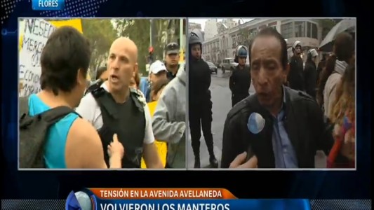 Tensión por el regreso de manteros a la avenida Avellaneda: reclaman un predio por la zona