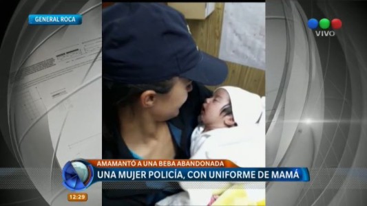 Una agente policial amamantó a una beba abandonada