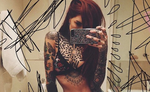 Piercing mata tatuaje: mirá lo que se puso Cande Tinelli debajo de la piel