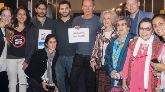 Sting, con Abuelas de Plaza de Mayo