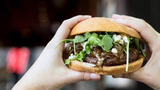 Qué tiene la elegida como mejor hamburguesa de Buenos Aires
