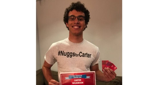 #ElRompeRedes Pidió un año de nuggets gratis y se volvió el tuit más viral de la historia