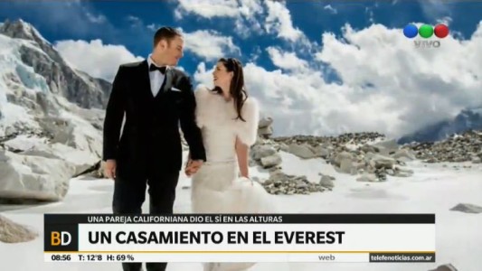 Se casaron en el Everest