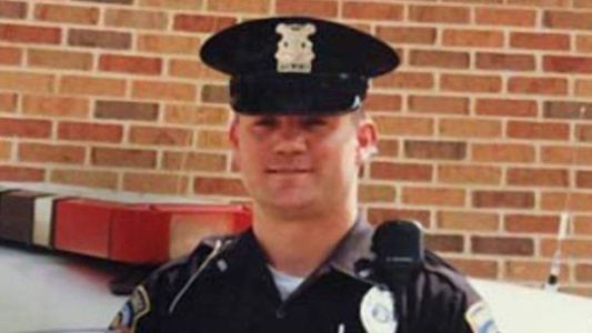 La historia del policía que se enteró que era negro a los 47 años