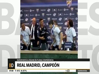 El festejo del Real Madrid que interrumpió la conferencia de prensa de Zidane