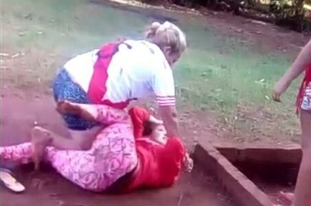 Misiones: tras viralizarse el video de la golpiza de una mujer a su hija, le sacan la tenencia