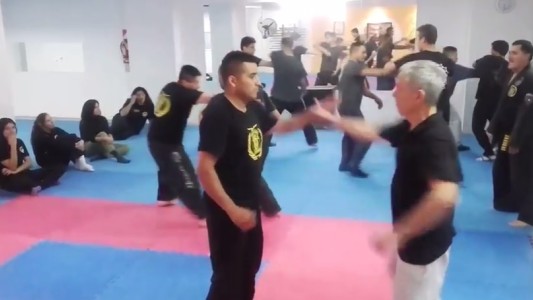 Taxistas cordobeses toman clases de defensa personal por ola de inseguridad