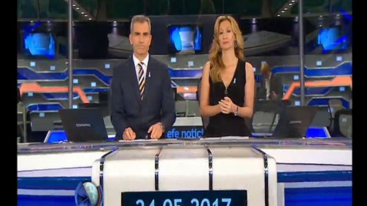 Telefe Noticias a las 12 / Bloque 1 / 24/05/2017