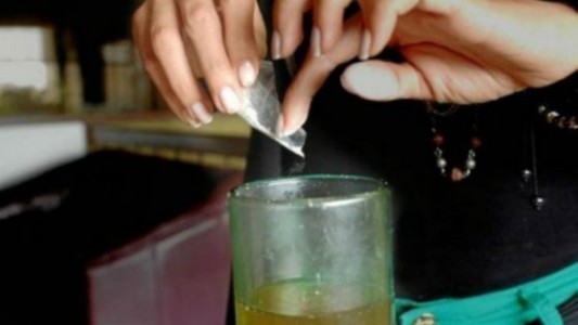 Buscan a tres mujeres que drogaron, secuestraron y violaron a un hombre durante dos días