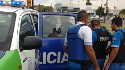 Fue a reclamar al vecino que le devolviera el perro y recibió un disparo