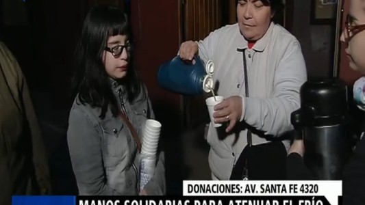 Manos solidarias contra el frío