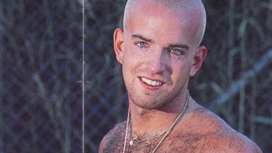 Asesinaron a puñaladas al primer ganador del reality "El Bar"