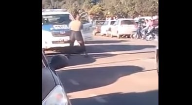Tucumán: policía roció con gas pimienta y dio latigazos a una mujer