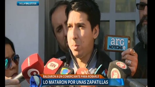 Marcha en reclamo de seguridad tras el asesinato de un comerciante en Ballester