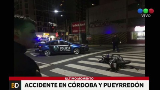 Un motociclista resultó herido al chocar con un patrullero