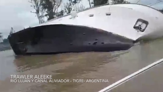 EL operativo para rescatar el yate hundido en el río Luján