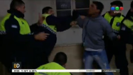 Una familia se peleó con la policía tras una condena por homicidio en Tucumán
