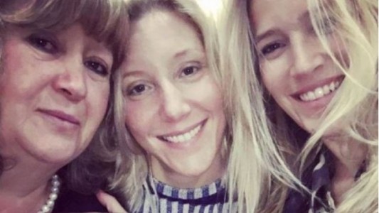 A la mamá de Luisana Lopilato le cobraron 8 mil pesos en la peluquería y su hija los escrachó en las redes sociales