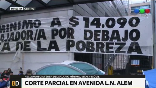 Corte parcial por un acampe frente al Ministerio de Trabajo