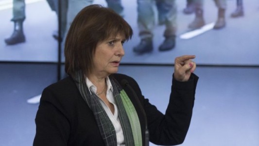 Patricia Bullrich: "Lo único que hacen los grupos de izquierda es cerrar empresas"