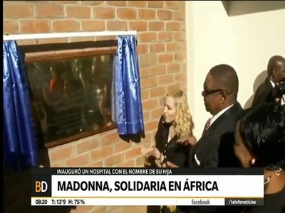 Madonna solidaria en Malaui, África