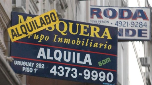 Presentaron una ley para que los propietarios paguen las comisiones de los alquileres porteños