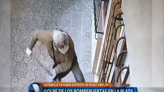 Rompepuertas vuelven a robar la misma casa en La Plata