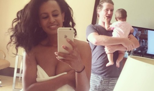 Esta madre compartió una foto de sus pechos mostrando las consecuencias de la lactancia