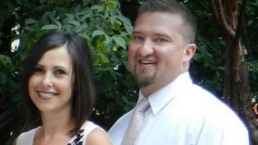 Un hombre mató a su esposa en un crucero “por reírse de él”