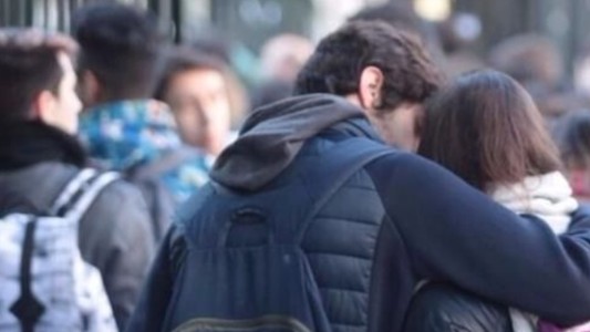 El estremecedor mensaje que dejó la alumna que se disparó dentro del aula en un colegio de La Plata