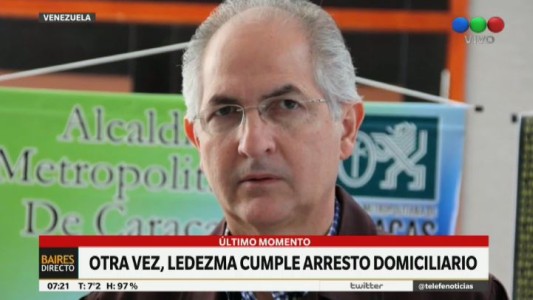 Venezuela: llevaron a su casa al opositor Antonio Ledezma para que cumpla el arresto domiciliario