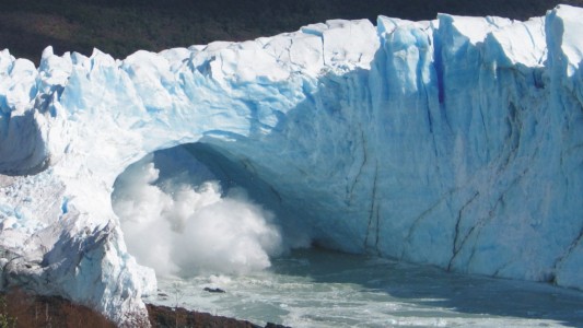 El Glaciar Perito Moreno inició su ciclo de cierre, que anticipa la ruptura