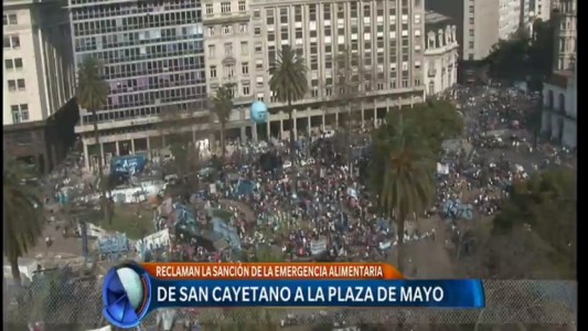Marcha desde San Cayetano a la Plaza de Mayo
