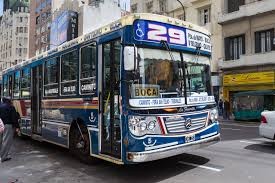 Quince líneas de colectivos porteños ofrecerán wifi gratis a los pasajeros