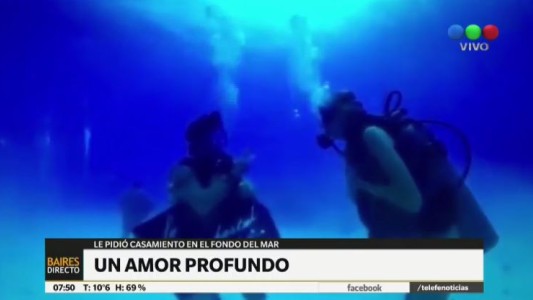 Un cordobés le pidió matrimonio a su novia en el fondo del mar