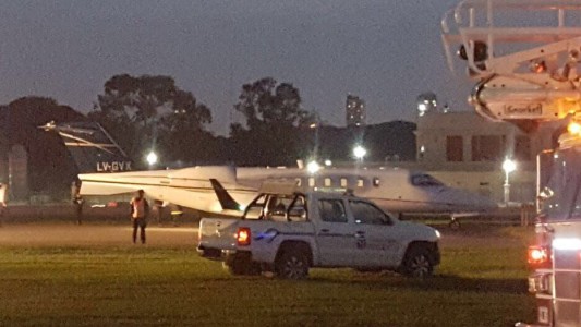 Video: se despistó un avión privado en aeroparque