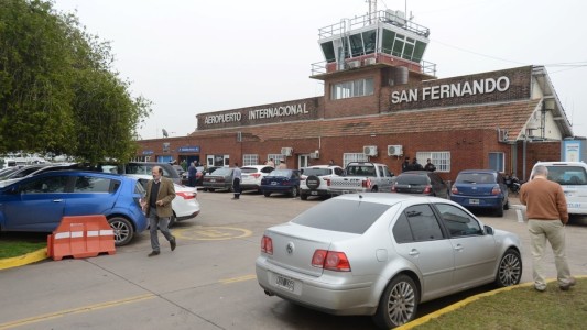 Reanudaron el rescate del avión y se inició la tarea de los forenses